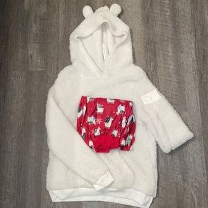 PERFECT FOR CHRISTMAS!! Target White Sherpa Sweatshirt and Llama pajama pants